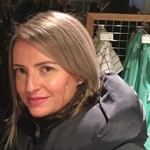 Meet your Posher, Sabrina